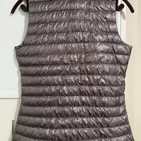 Lululemon Pack It Down Vest *Shine (Size 4) in Lunar Rock - Picture 9 of 11